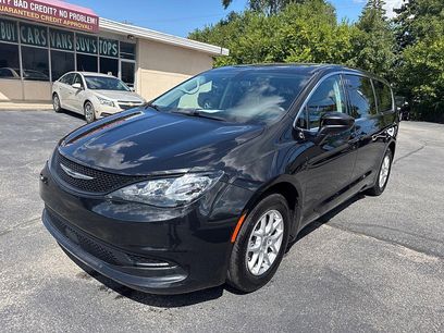 Used 2022 Chrysler Voyager LX