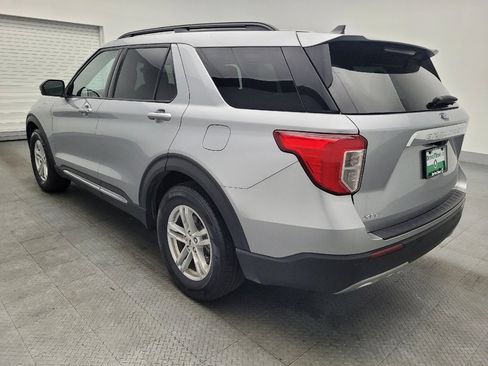 Used 2024 Ford Explorer XLT w/ Equipment Group 202A image 5