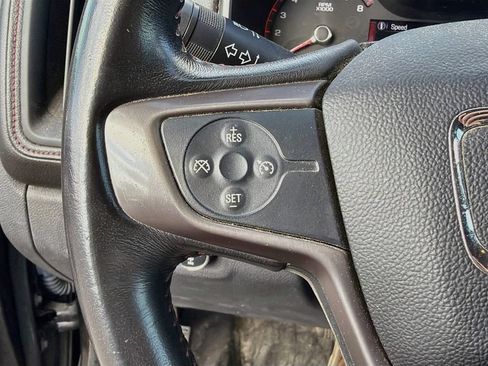Used 2015 GMC Canyon SLE w/ All-Terrain Package AWD/4WD image 12