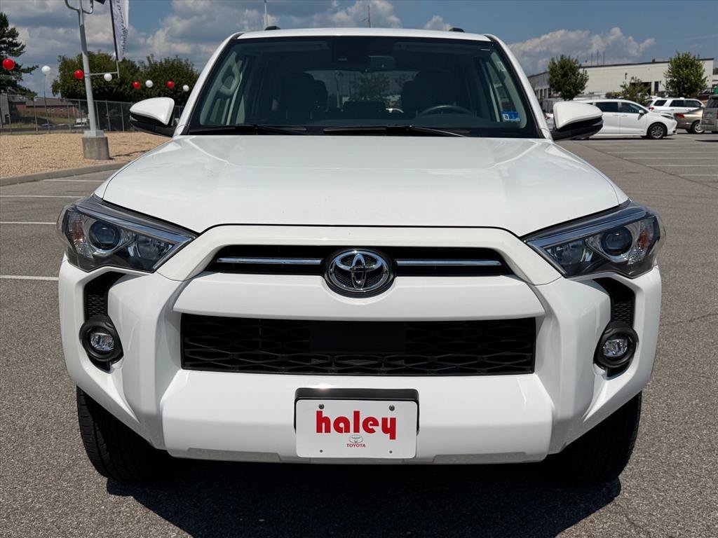 Used 2024 Toyota 4Runner SR5 Premium AWD/4WD image 10