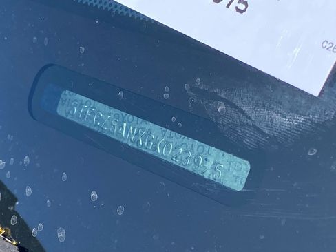 Used 2016 Toyota Tacoma TRD Off-Road w/ Towing Package image 7