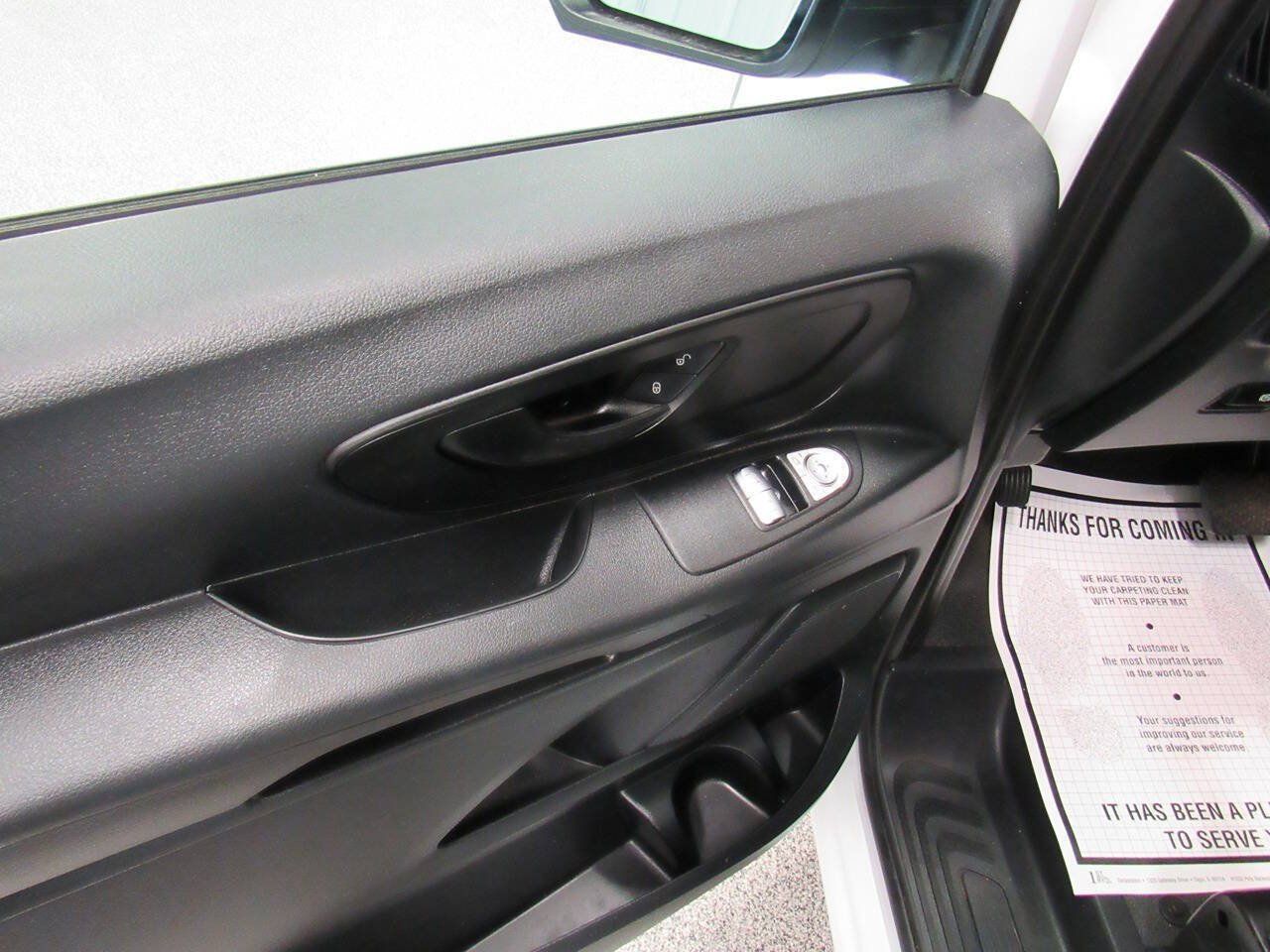 Used 2022 Mercedes-Benz Metris image 38