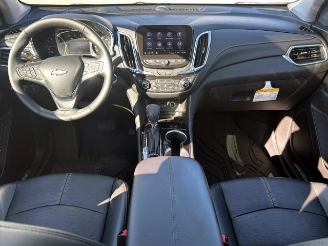 Used 2024 Chevrolet Equinox Premier AWD/4WD image 13