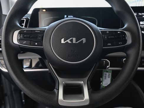 Used 2023 Kia Sportage LX FWD image 19