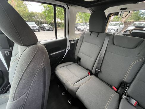 Used 2025 Jeep Wrangler Unlimited Sport AWD/4WD image 38