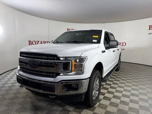 Used 2018 Ford F150 XLT w/ Equipment Group 302A Luxury AWD/4WD image 4