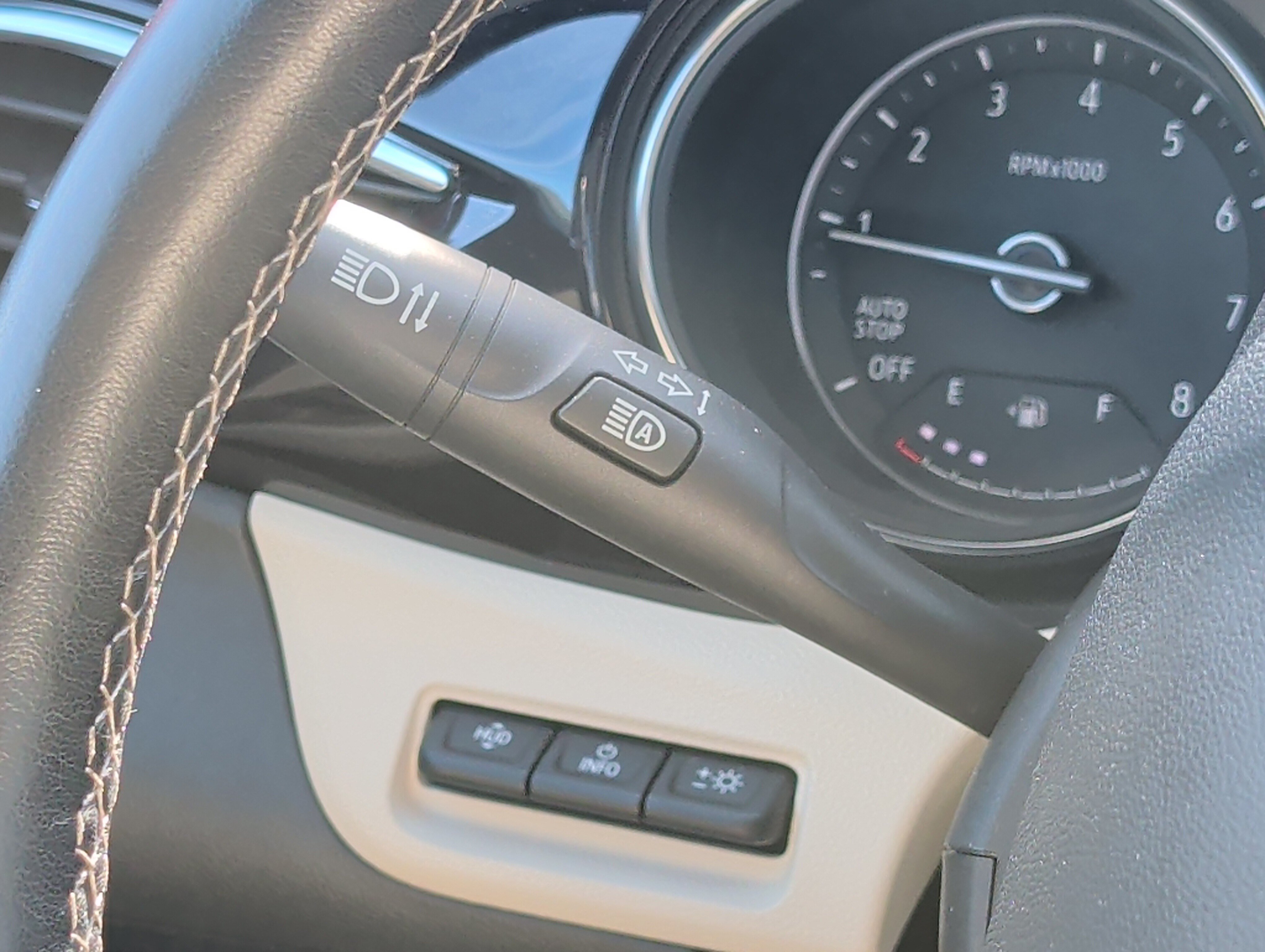 Used 2020 Buick Encore GX Essence w/ Advanced Technology Package AWD/4WD image 30
