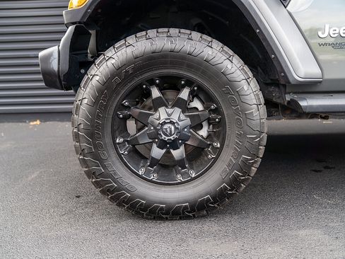 Used 2019 Jeep Wrangler Sport AWD/4WD image 22