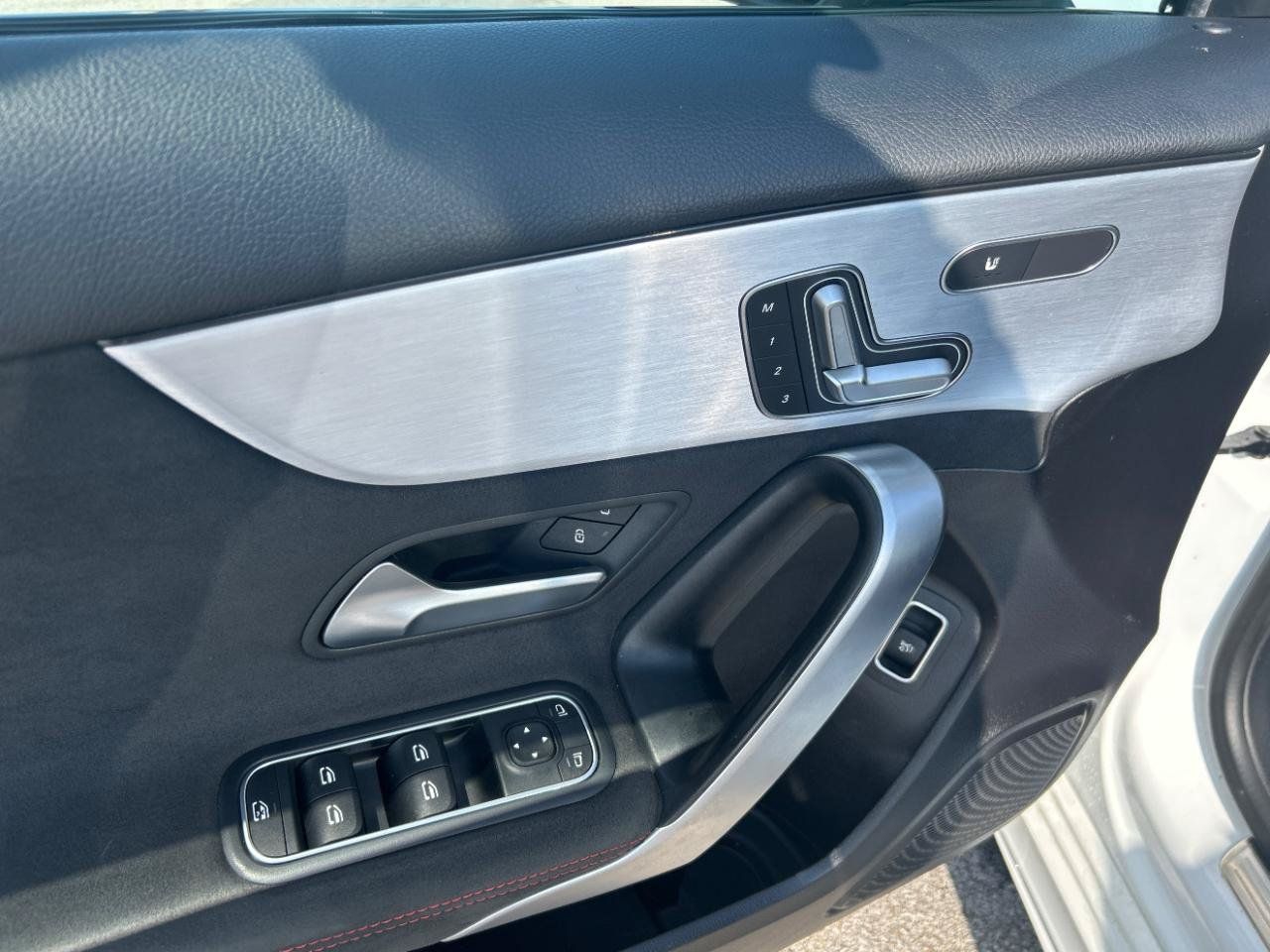 Used 2019 Mercedes-Benz A 220 4MATIC image 12