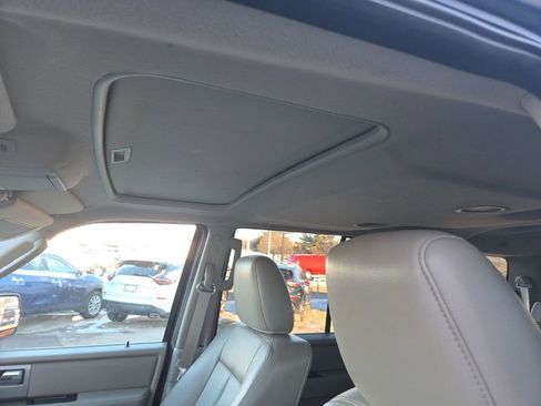 Used 2013 Ford Expedition Limited image 12