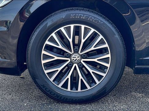 Used 2019 Volkswagen Jetta SEL FWD image 10