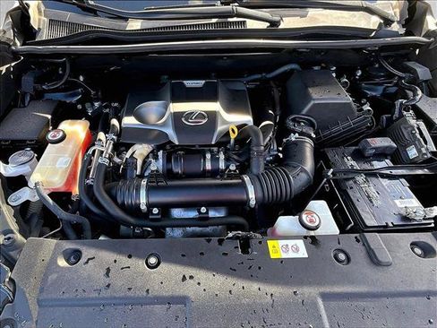 Used 2018 Lexus NX 300 FWD image 11