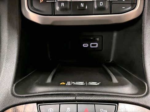 Used 2021 GMC Acadia Denali w/ Denali Ultimate Package image 34