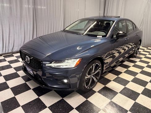 Used 2024 Volvo S60 B5 Plus w/ Climate Package AWD/4WD image 1