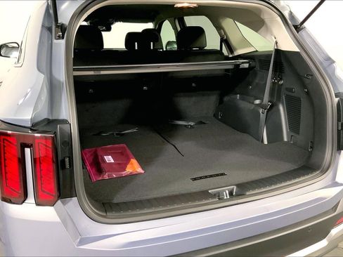 New 2025 Kia Sorento S FWD image 5