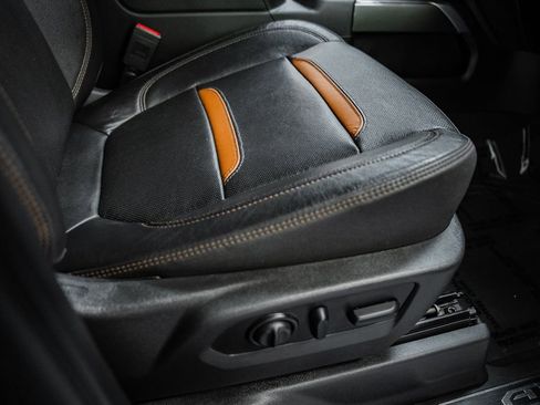 Used 2022 GMC Sierra 3500 AT4 w/ AT4 Preferred Package image 44