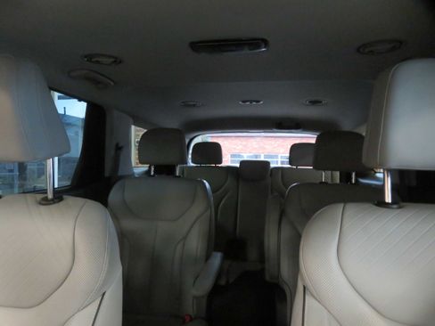 Used 2024 Hyundai Palisade SEL w/ Premium Package image 53