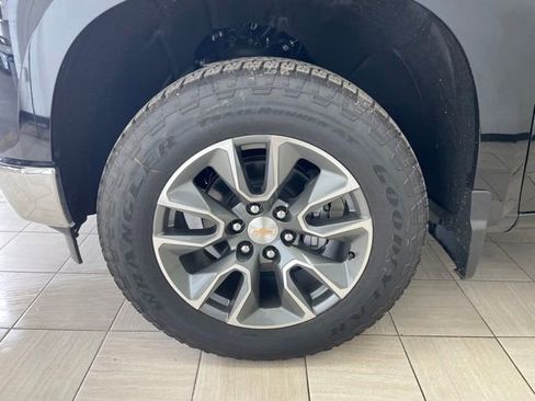 New 2026 Chevrolet Silverado 1500 LT AWD/4WD image 7