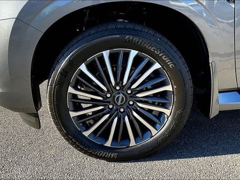 New 2026 Nissan Armada Platinum Reserve w/ Convenience Package RWD image 7