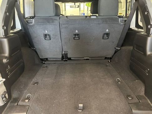 Used 2021 Jeep Wrangler Unlimited Sport AWD/4WD image 16