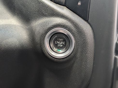 Used 2021 GMC Sierra 1500 AT4 w/ AT4 Premium Package AWD/4WD image 33