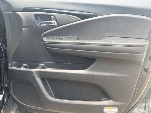 Used 2021 Honda Passport Touring image 18