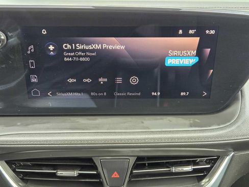 Certified 2024 Buick Encore GX Preferred w/ Comfort Package FWD image 18