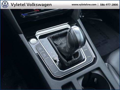 Certified 2023 Volkswagen Arteon SEL image 30