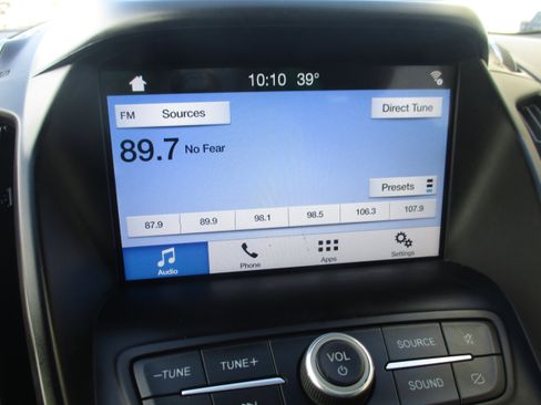 Used 2019 Ford Escape SE image 15