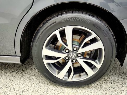 Used 2023 Honda Odyssey Touring image 9