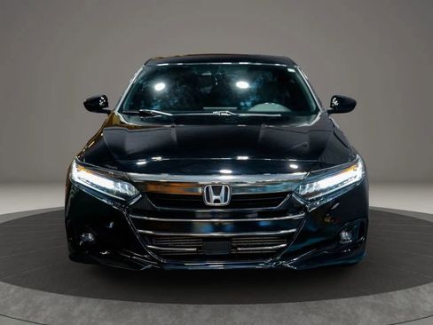 Used 2021 Honda Accord Sport image 2