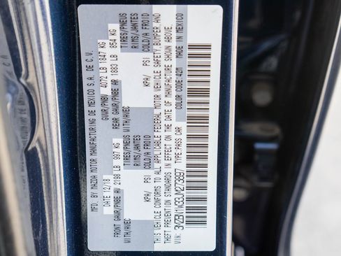 Used 2018 MAZDA MAZDA3 Grand Touring image 37