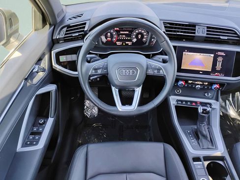 Used 2021 Audi Q3 2.0T Premium image 16