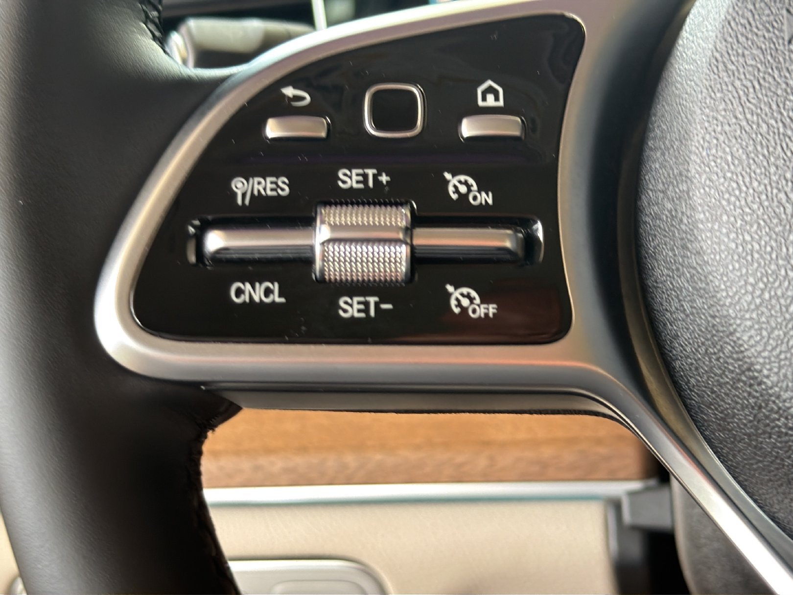 Used 2022 Mercedes-Benz GLE 350 image 24