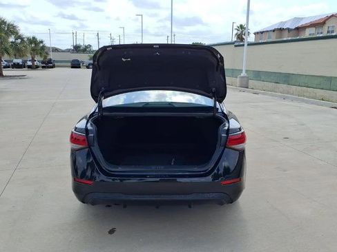 Certified 2024 Nissan Sentra SV FWD image 20
