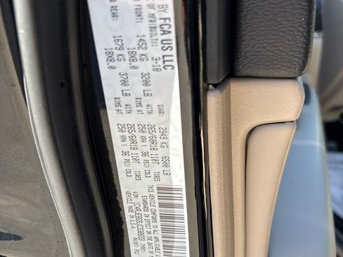 Used 2018 Jeep Grand Cherokee Limited RWD image 21