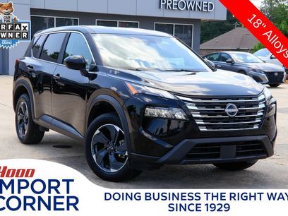 Used 2025 Nissan Rogue SV