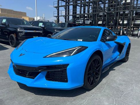Used 2024 Chevrolet Corvette Z06 RWD image 1