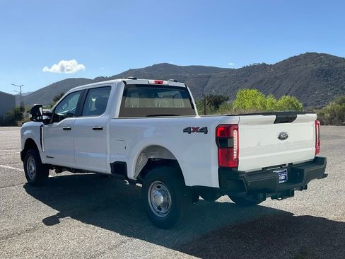 New 2026 Ford F350 XL w/ 360-Degree Camera Package AWD/4WD image 4