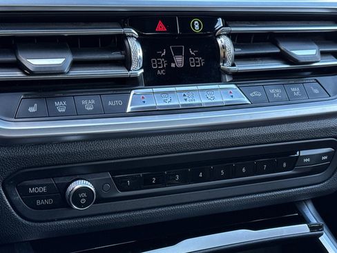 Used 2019 BMW 330i Sedan w/ Convenience Package image 19