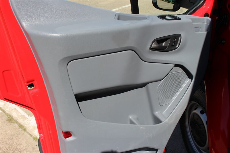 Used 2018 Ford Transit 350 XL RWD image 30