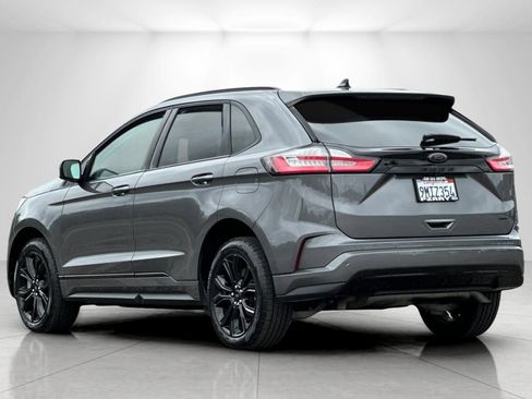 Used 2024 Ford Edge SE w/ Black Appearance Package AWD/4WD image 5