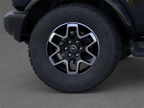 New 2025 Ford Bronco Outer Banks image 21