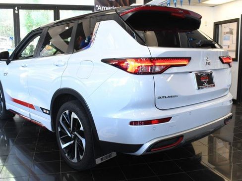 Used 2023 Mitsubishi Outlander Ralliart AWD/4WD image 15