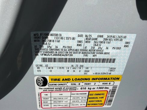 Used 2025 Ford Expedition Active AWD/4WD image 31