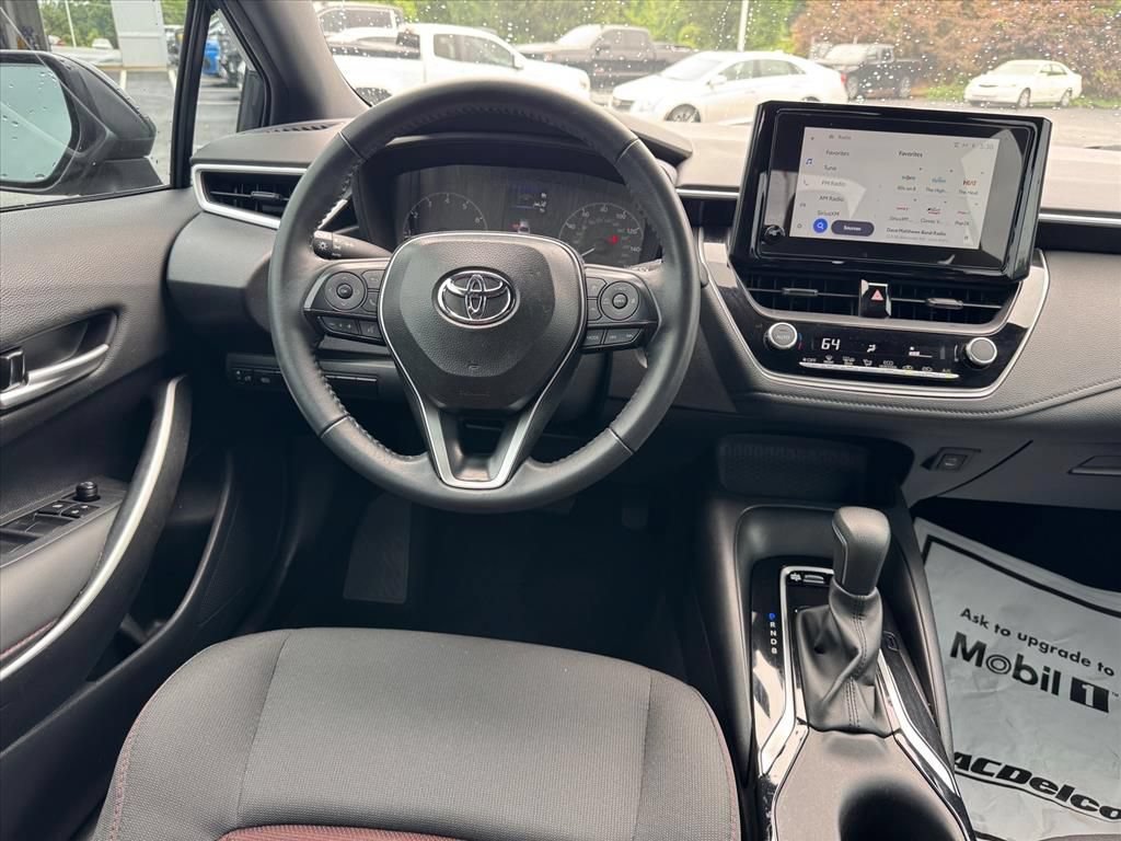 Used 2025 Toyota Corolla SE FWD image 12