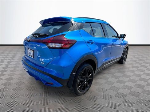 Used 2024 Nissan Kicks SR image 7