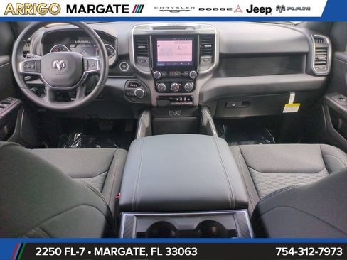 New 2026 RAM 1500 Express AWD/4WD image 16