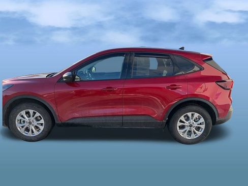 Certified 2025 Ford Escape Active w/ Cold Weather Package image 4