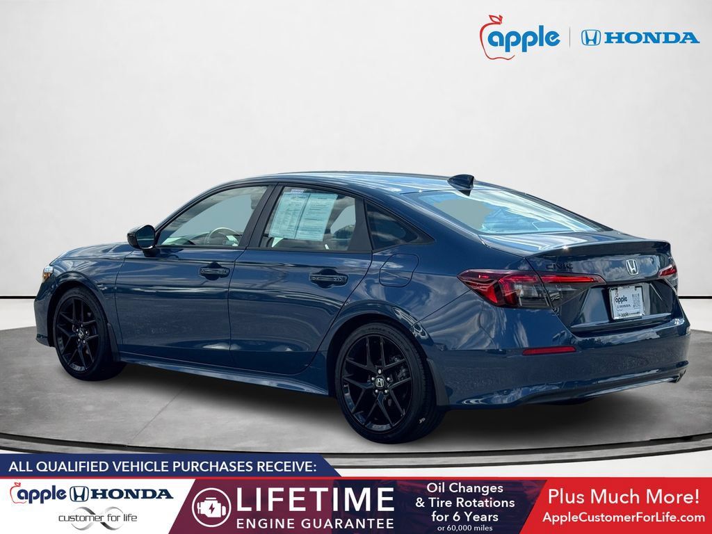 Used 2026 Honda Civic Sport image 4